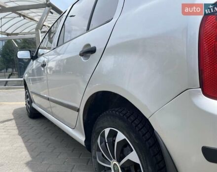 Сірий Шкода Фабія, об'ємом двигуна 1.4 л та пробігом 255 тис. км за 3400 $, фото 1 на Automoto.ua