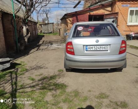 Сірий Шкода Фабія, об'ємом двигуна 0 л та пробігом 300 тис. км за 3800 $, фото 3 на Automoto.ua