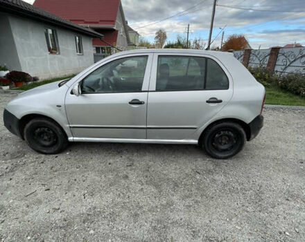 Сірий Шкода Фабія, об'ємом двигуна 1.39 л та пробігом 280 тис. км за 2100 $, фото 1 на Automoto.ua