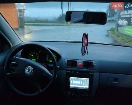 Сірий Шкода Фабія, об'ємом двигуна 1.4 л та пробігом 262 тис. км за 3500 $, фото 4 на Automoto.ua