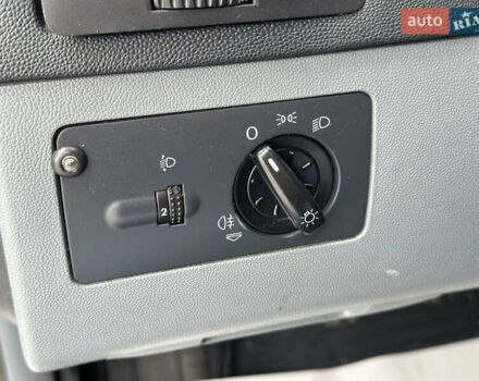 Серый Шкода Фабия, объемом двигателя 1.4 л и пробегом 182 тыс. км за 3900 $, фото 36 на Automoto.ua