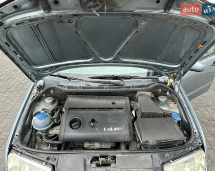 Серый Шкода Фабия, объемом двигателя 1.39 л и пробегом 270 тыс. км за 2900 $, фото 25 на Automoto.ua