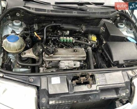 Серый Шкода Фабия, объемом двигателя 1.2 л и пробегом 240 тыс. км за 2800 $, фото 3 на Automoto.ua