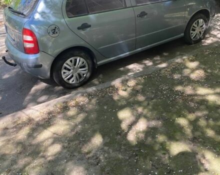 Серый Шкода Фабия, объемом двигателя 1.4 л и пробегом 270 тыс. км за 2700 $, фото 3 на Automoto.ua