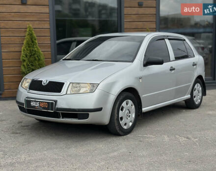 Серый Шкода Фабия, объемом двигателя 1.4 л и пробегом 182 тыс. км за 3900 $, фото 2 на Automoto.ua