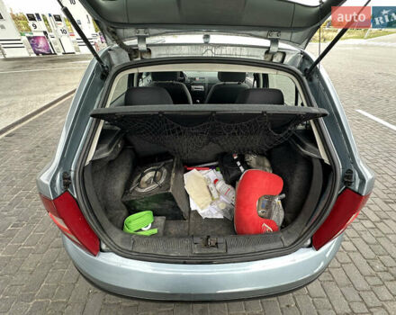 Серый Шкода Фабия, объемом двигателя 1.39 л и пробегом 270 тыс. км за 2900 $, фото 24 на Automoto.ua