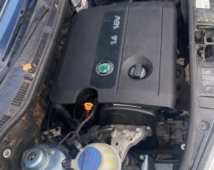 Серый Шкода Фабия, объемом двигателя 1.4 л и пробегом 270 тыс. км за 2700 $, фото 1 на Automoto.ua