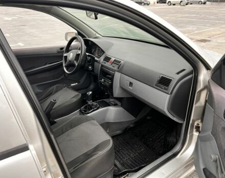 Серый Шкода Фабия, объемом двигателя 1.4 л и пробегом 307 тыс. км за 3000 $, фото 7 на Automoto.ua