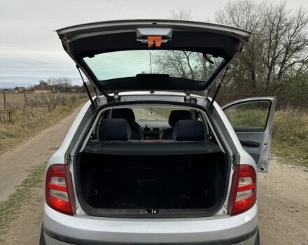 Сірий Шкода Фабія, об'ємом двигуна 1.4 л та пробігом 250 тис. км за 2500 $, фото 7 на Automoto.ua