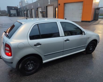 Серый Шкода Фабия, объемом двигателя 1.4 л и пробегом 262 тыс. км за 3500 $, фото 2 на Automoto.ua