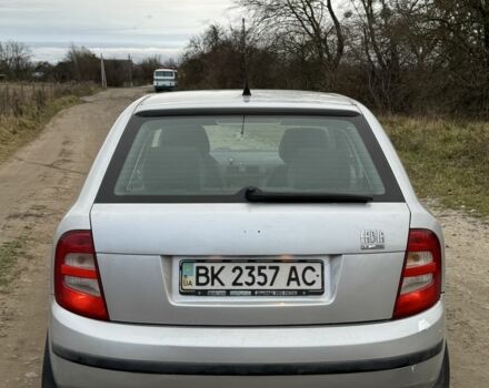 Сірий Шкода Фабія, об'ємом двигуна 1.4 л та пробігом 250 тис. км за 2500 $, фото 5 на Automoto.ua