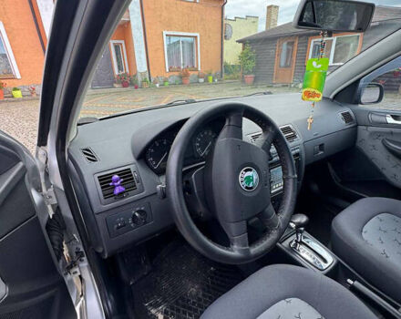 Серый Шкода Фабия, объемом двигателя 1.39 л и пробегом 195 тыс. км за 4495 $, фото 21 на Automoto.ua