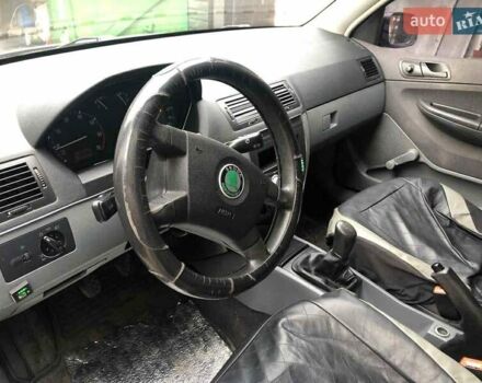 Серый Шкода Фабия, объемом двигателя 1.2 л и пробегом 240 тыс. км за 2800 $, фото 2 на Automoto.ua