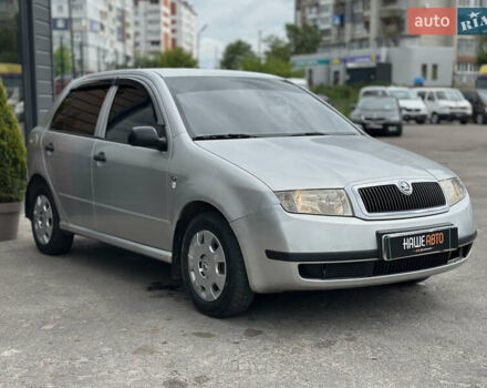 Серый Шкода Фабия, объемом двигателя 1.4 л и пробегом 182 тыс. км за 3900 $, фото 10 на Automoto.ua