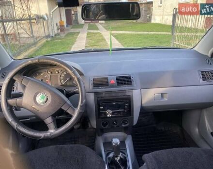 Сірий Шкода Фабія, об'ємом двигуна 1.39 л та пробігом 255 тис. км за 3600 $, фото 13 на Automoto.ua
