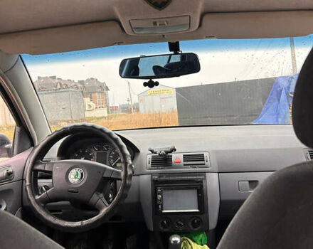 Серый Шкода Фабия, объемом двигателя 1.4 л и пробегом 285 тыс. км за 2999 $, фото 5 на Automoto.ua