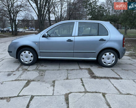 Серый Шкода Фабия, объемом двигателя 1.4 л и пробегом 179 тыс. км за 3500 $, фото 2 на Automoto.ua