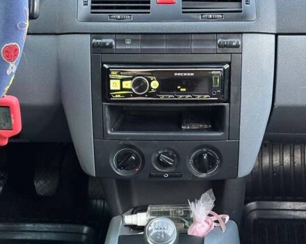 Серый Шкода Фабия, объемом двигателя 1.4 л и пробегом 291 тыс. км за 3500 $, фото 12 на Automoto.ua