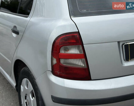 Серый Шкода Фабия, объемом двигателя 1.4 л и пробегом 182 тыс. км за 3900 $, фото 19 на Automoto.ua