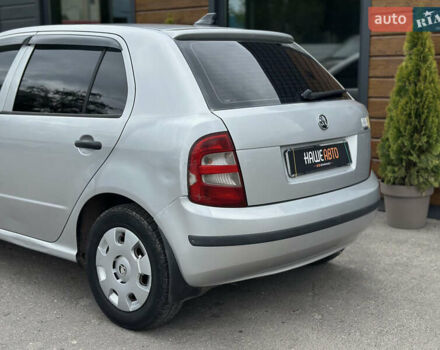 Серый Шкода Фабия, объемом двигателя 1.4 л и пробегом 182 тыс. км за 3900 $, фото 18 на Automoto.ua