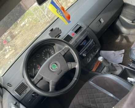 Сірий Шкода Фабія, об'ємом двигуна 1.4 л та пробігом 3 тис. км за 2700 $, фото 2 на Automoto.ua
