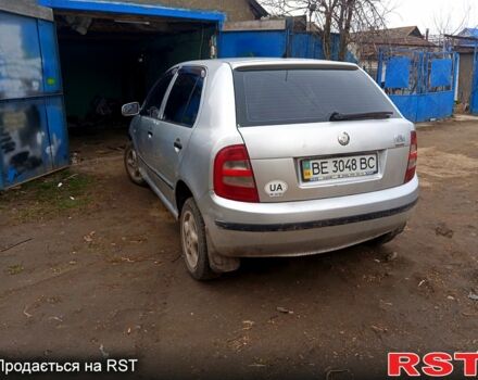 Серый Шкода Фабия, объемом двигателя 1.2 л и пробегом 333 тыс. км за 2000 $, фото 1 на Automoto.ua