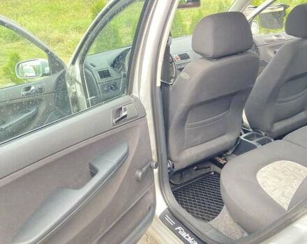 Серый Шкода Фабия, объемом двигателя 1.39 л и пробегом 227 тыс. км за 4500 $, фото 9 на Automoto.ua