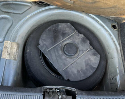 Серый Шкода Фабия, объемом двигателя 1.2 л и пробегом 271 тыс. км за 2400 $, фото 10 на Automoto.ua