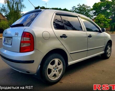 Серый Шкода Фабия, объемом двигателя 1.4 л и пробегом 205 тыс. км за 3500 $, фото 5 на Automoto.ua