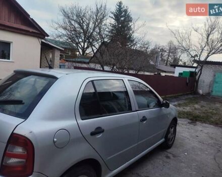 Серый Шкода Фабия, объемом двигателя 1.2 л и пробегом 361 тыс. км за 2450 $, фото 3 на Automoto.ua