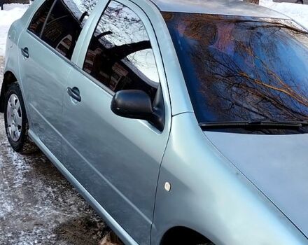 Серый Шкода Фабия, объемом двигателя 1.4 л и пробегом 196 тыс. км за 2800 $, фото 3 на Automoto.ua