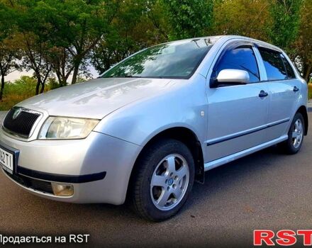 Серый Шкода Фабия, объемом двигателя 1.4 л и пробегом 205 тыс. км за 3500 $, фото 4 на Automoto.ua