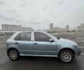 Серый Шкода Фабия, объемом двигателя 1.2 л и пробегом 200 тыс. км за 2500 $, фото 2 на Automoto.ua