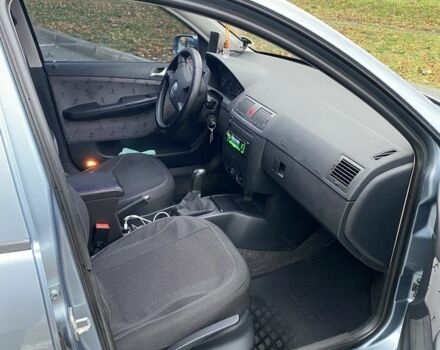 Серый Шкода Фабия, объемом двигателя 1.2 л и пробегом 312 тыс. км за 3600 $, фото 7 на Automoto.ua