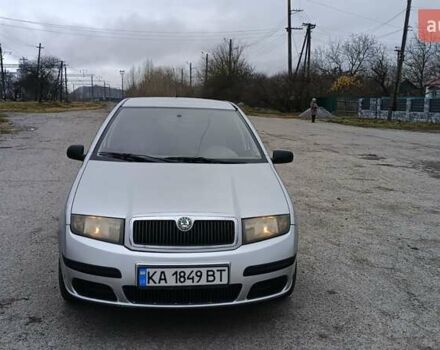 Серый Шкода Фабия, объемом двигателя 1.4 л и пробегом 371 тыс. км за 3200 $, фото 3 на Automoto.ua