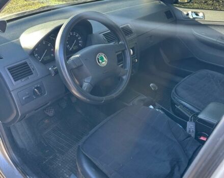 Серый Шкода Фабия, объемом двигателя 1.2 л и пробегом 196 тыс. км за 3400 $, фото 5 на Automoto.ua