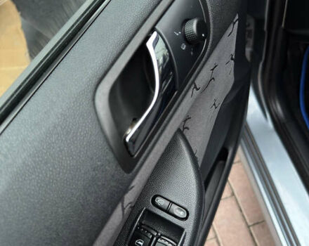 Сірий Шкода Фабія, об'ємом двигуна 1.4 л та пробігом 208 тис. км за 5399 $, фото 26 на Automoto.ua