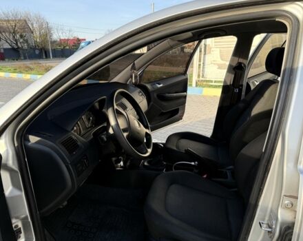 Серый Шкода Фабия, объемом двигателя 1.2 л и пробегом 3 тыс. км за 3650 $, фото 7 на Automoto.ua