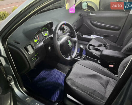 Сірий Шкода Фабія, об'ємом двигуна 1.39 л та пробігом 236 тис. км за 4200 $, фото 6 на Automoto.ua