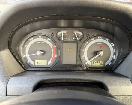 Серый Шкода Фабия, объемом двигателя 1.2 л и пробегом 3 тыс. км за 3650 $, фото 6 на Automoto.ua