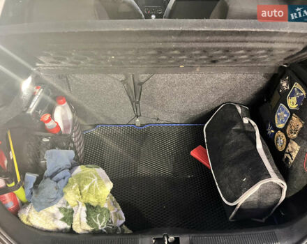 Сірий Шкода Фабія, об'ємом двигуна 1.39 л та пробігом 236 тис. км за 4200 $, фото 10 на Automoto.ua