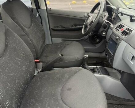 Серый Шкода Фабия, объемом двигателя 1.2 л и пробегом 200 тыс. км за 2500 $, фото 7 на Automoto.ua