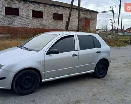 Серый Шкода Фабия, объемом двигателя 1.4 л и пробегом 371 тыс. км за 3200 $, фото 6 на Automoto.ua