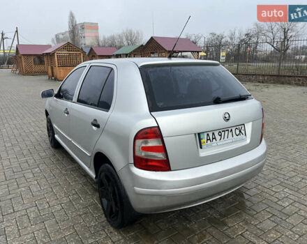 Серый Шкода Фабия, объемом двигателя 1.2 л и пробегом 243 тыс. км за 2850 $, фото 5 на Automoto.ua