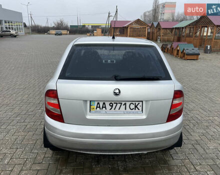 Серый Шкода Фабия, объемом двигателя 1.2 л и пробегом 243 тыс. км за 2850 $, фото 3 на Automoto.ua