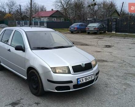 Серый Шкода Фабия, объемом двигателя 1.4 л и пробегом 371 тыс. км за 3200 $, фото 11 на Automoto.ua