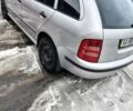 Сірий Шкода Фабія, об'ємом двигуна 1.4 л та пробігом 300 тис. км за 3800 $, фото 1 на Automoto.ua