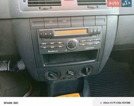 Серый Шкода Фабия, объемом двигателя 1.39 л и пробегом 184 тыс. км за 4000 $, фото 8 на Automoto.ua