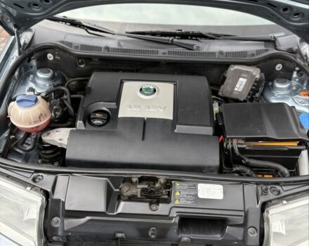 Серый Шкода Фабия, объемом двигателя 1.2 л и пробегом 137 тыс. км за 4500 $, фото 3 на Automoto.ua