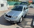 Сірий Шкода Фабія, об'ємом двигуна 1.39 л та пробігом 200 тис. км за 4000 $, фото 1 на Automoto.ua